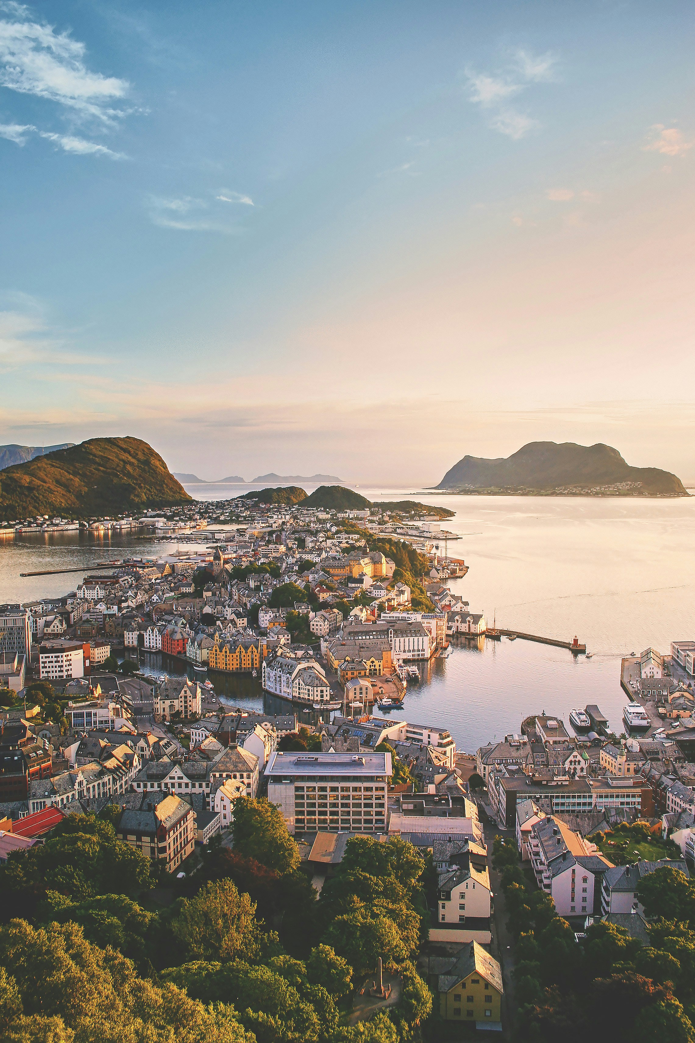 Summer Solstice Cruise: Iceland, Norway & London ~ June 14 - 29, 2027 (16 Days)