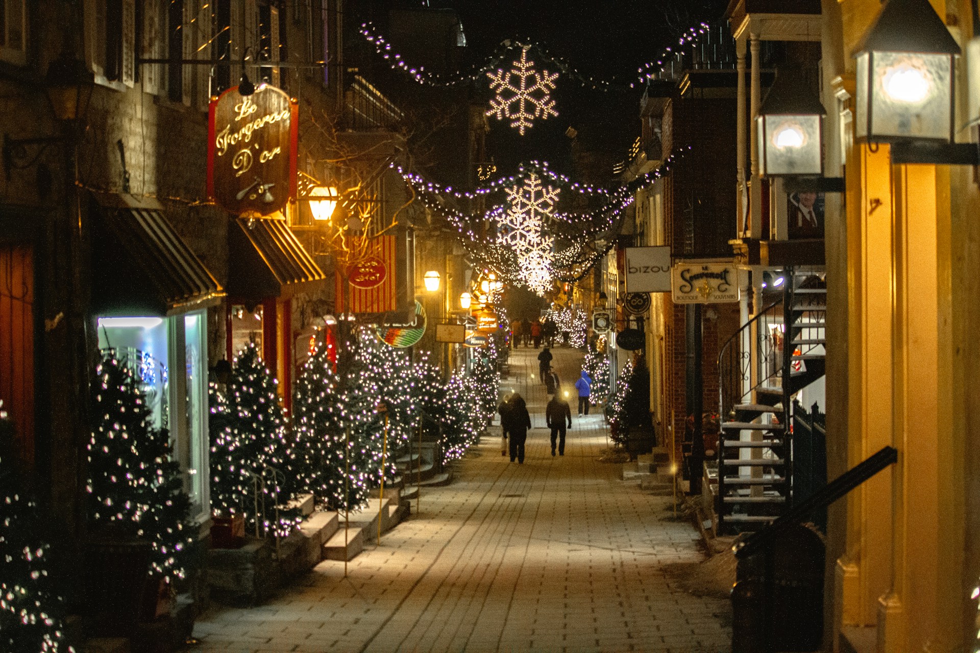 Luxury Christmas Markets of Old Quebec at Fairmont Le Chateau Frontenac ~ November 27 - 30, 2026 (4 Days)
