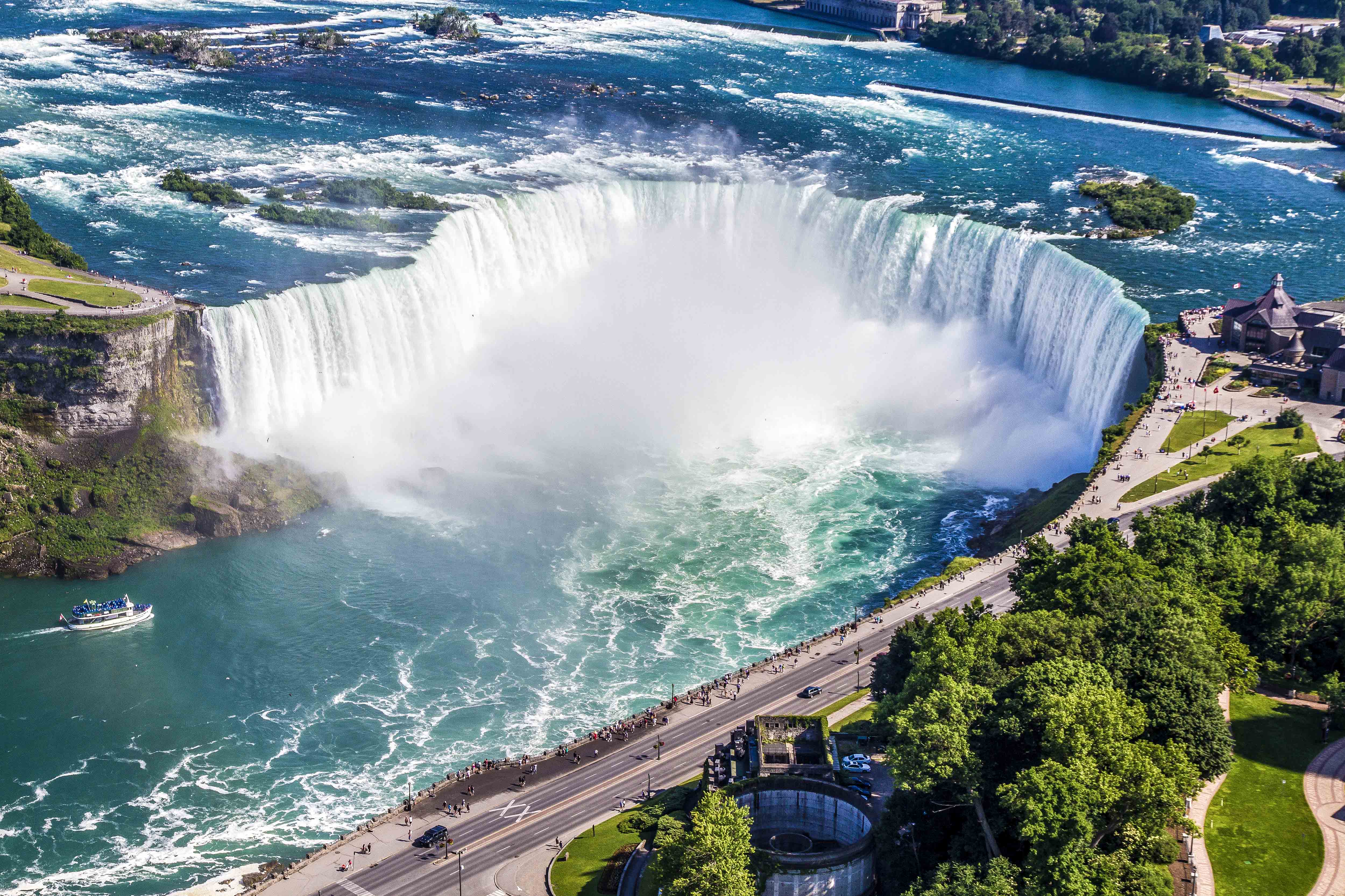 Tulips, Niagara Falls & Thousand Islands - May 10 - 20, 2027 (11 Days)  — photo 8
